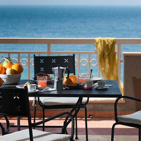 Casa Vacanze Samira Fondachello  Exteriör bild