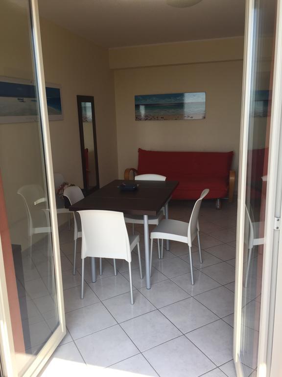 Casa Vacanze Samira Fondachello  Exteriör bild