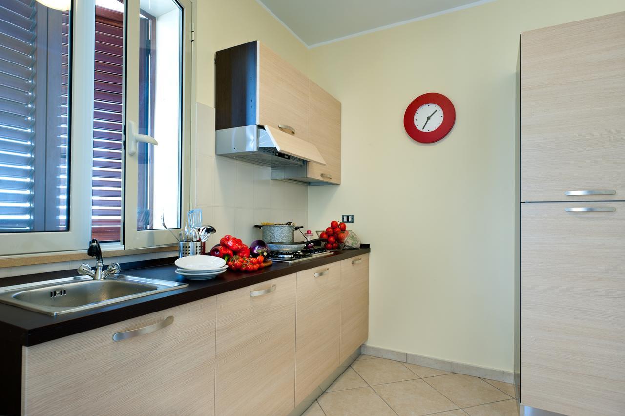Casa Vacanze Samira Fondachello  Exteriör bild